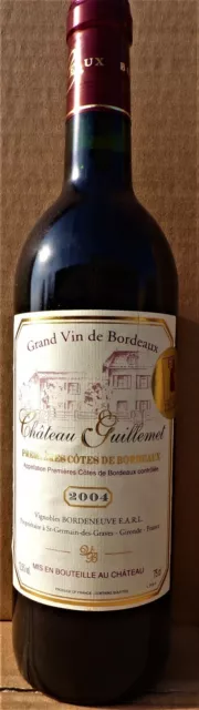 Bouteille de vin rouge 2004 Chateau Guillemet Cotes de Bordeaux