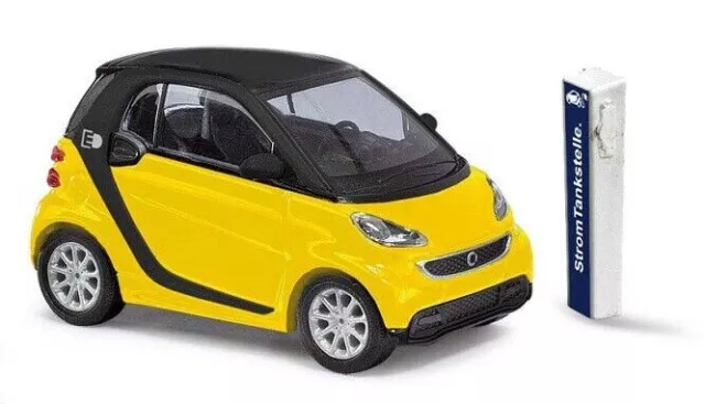 Busch 46224 - 1/87 / H0 Smart Fortwo Coupé Électrique en Voiture Jaune - Neuf