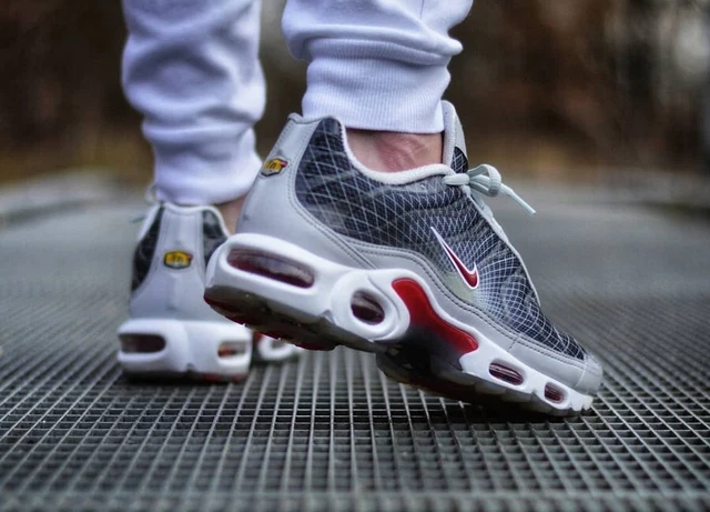 NIKE AIR MAX Plus OG Baskets pour Homme - Neutral Grey/Varsity Red-White,  Taille EUR 140,00 - PicClick FR