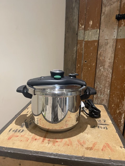 Pentola A Pressione Tefal Clipso Minut 6L - Acciaio Inox, Con Cestello Vapore, 22 Cm