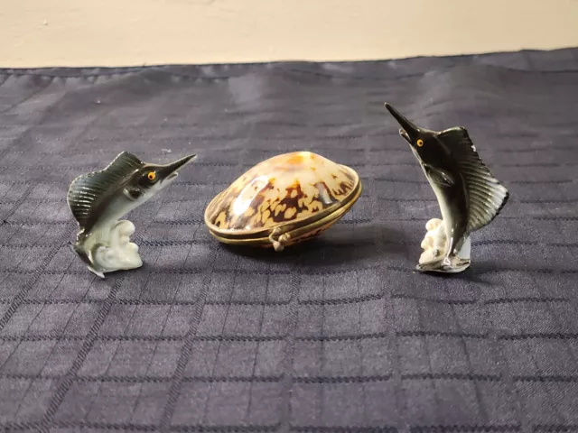 Vintage Leopard Clam Shell Wire Hinged Trinket Box And Swordfish Figurines