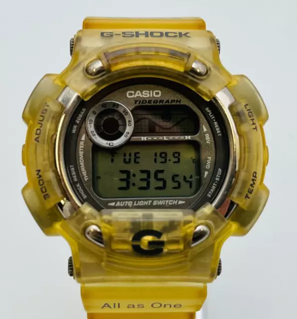 Casio G-SHOCK DW-8600K All as One Dolphin Whale Digital Quartz men's watch 48.1m