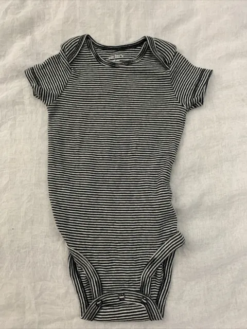 Carter's Baby Boy's Size 6 Months 100% Cotton One Piece Black White Striped