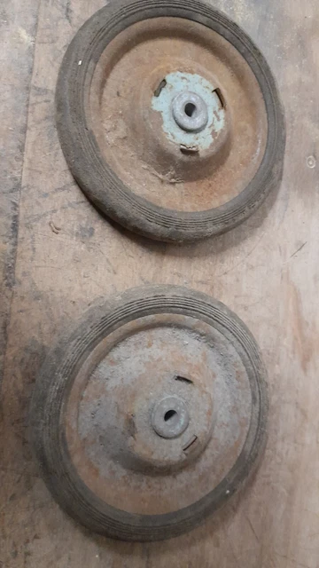 2 Roues Pour Voiture À Pédales Anciennes