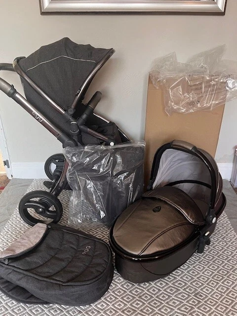 Hollywood egg pram discount