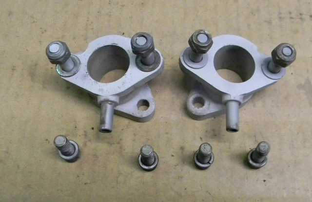 Triumph 500 T100R Daytona Pair Good Used Intake Manifolds With Hardware