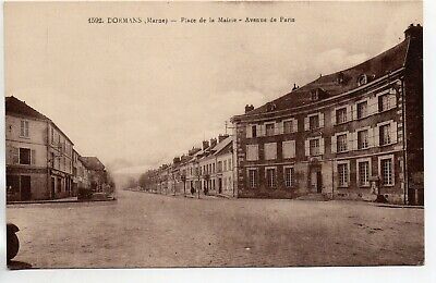 DORMANS - Marne - CPA 51 - place de la mairie Avenue de Paris -