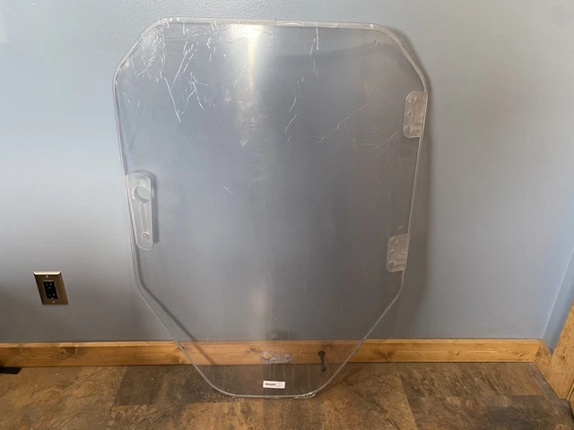 Bobcat R Series Skid Steer Door Polycarbonate – Skidder Windows