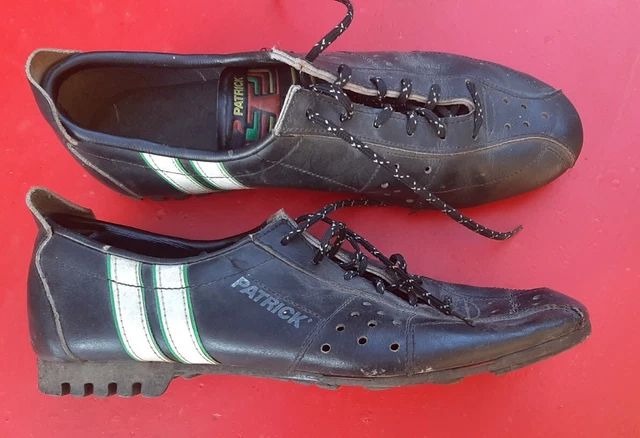 Ancienne Paire De Chaussure De Vélo Ancien Course "Patrick" Années 1970