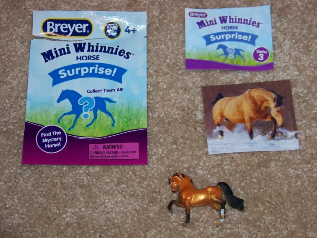 Breyer Mini Whinnies Horse Surprise Series 3 - golden buckskin - Peanut