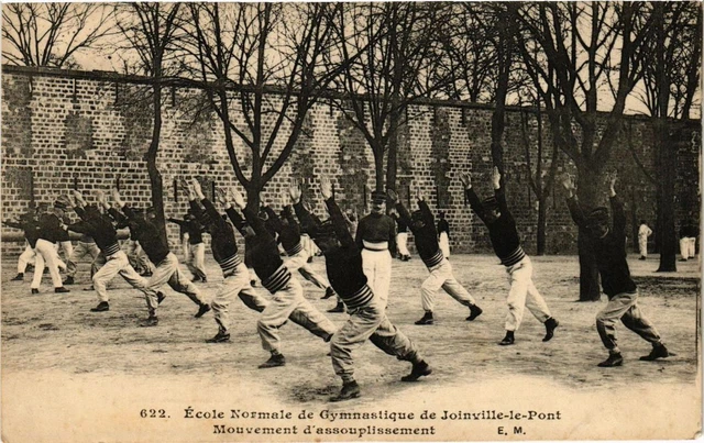 CPA AK JOINVILLE-le-PONT Mouvement d'assouplissement (676039)