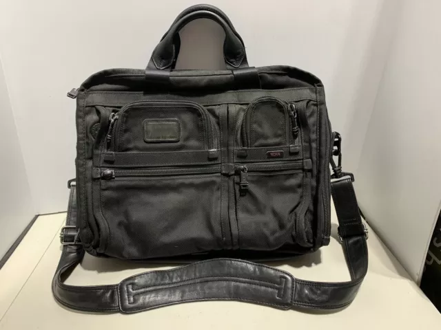 Tumi 26145DH Alpha-2 BLACK T-Pass Laptop Expandable Brief Case Bag 12"x16"