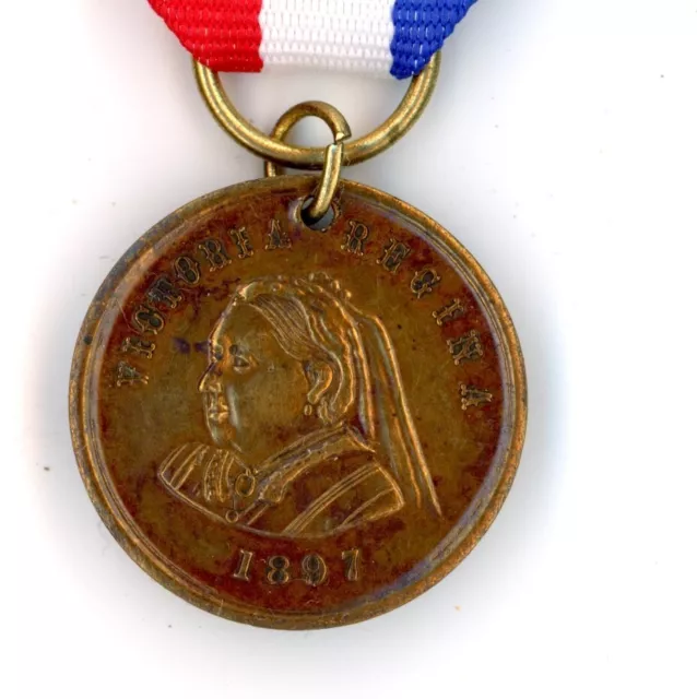 Queen Victoria Diamond Jubilee medal medallion bronze 1897 antique #28 history