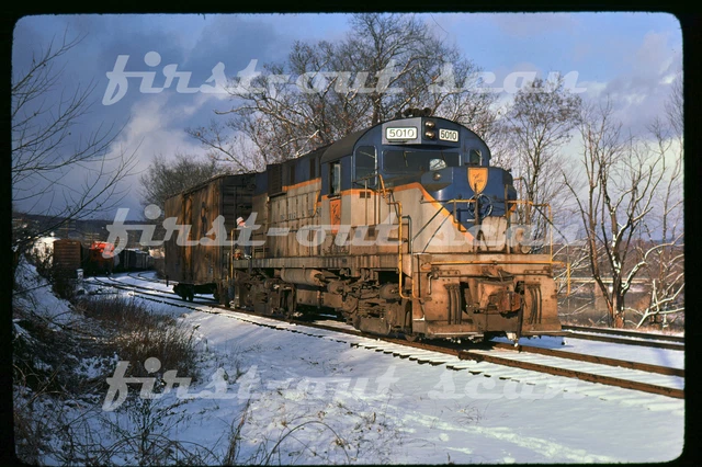 F Original Slide - Delaware & Hudson D&H 5010 Action on SV-2 Afton NY 1975