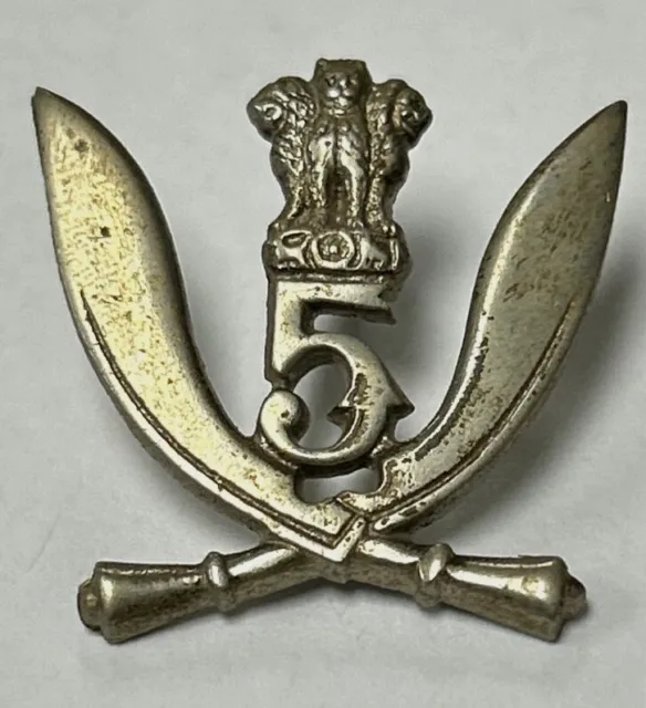 (India) The 5th Gurkha Rifles – White Metal Cap Badge, No Lugs