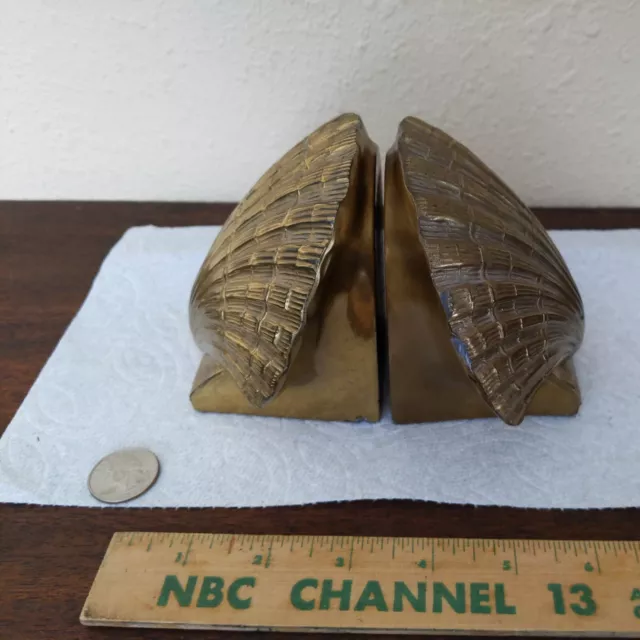 VTG Heavy Cast Metal Brass SCALLOP Seashell CLAM SHELL Bookends - PMC - USA