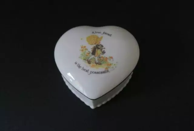 Holly Hobbie Sands Porcelain Heart Shaped Trinket Box Vintage Retro - 1975