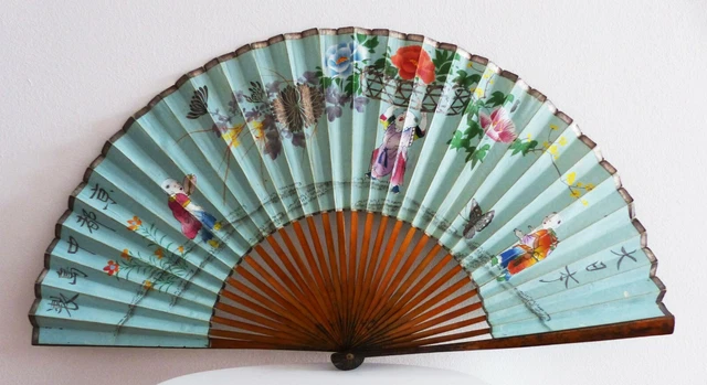 ABANICO CHINO ESCENAS DE BUDAS FLORES Y MARIPOSAS FIRMADO1920 decoracion colecci
