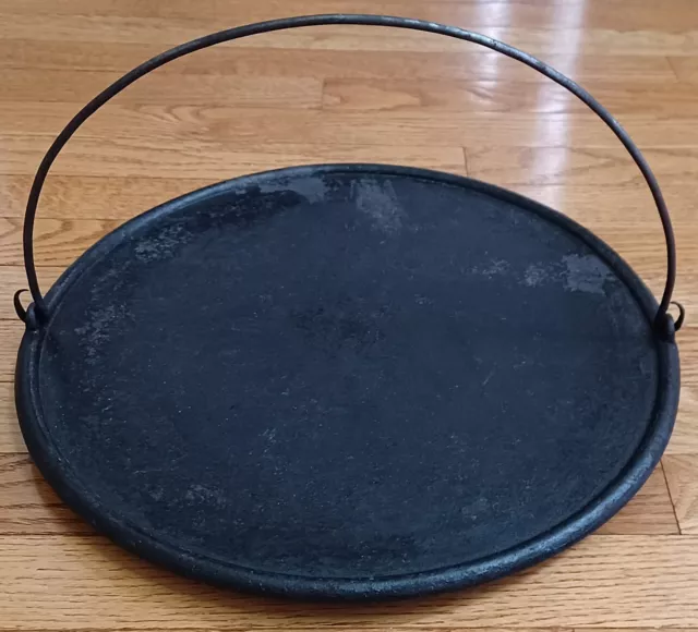 Huge Old Style 15 Inch Unbranded & Gate Marked Cast Iron Bailed Griddle - Nice!