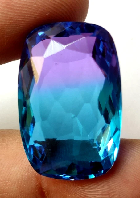 Rubis Pigeon Sang Certifié 42,0 Ct - Coussin Coupé Excellent - Naturel, Origine Mozambique