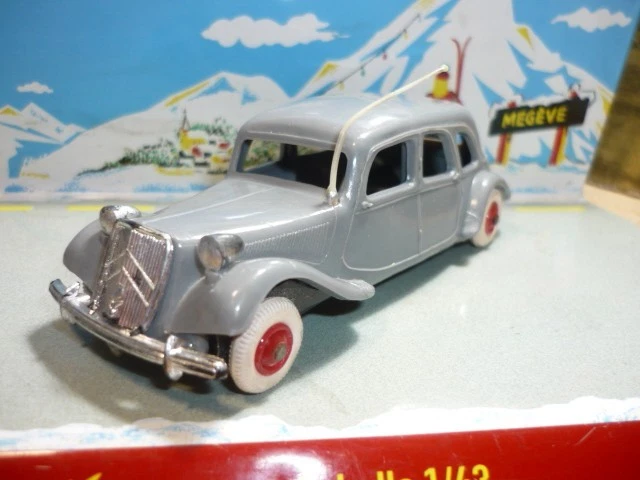 Modèle Réduit NOREV Citroën 15 Six Police 1:43 - Ancien, Manque Un Phare