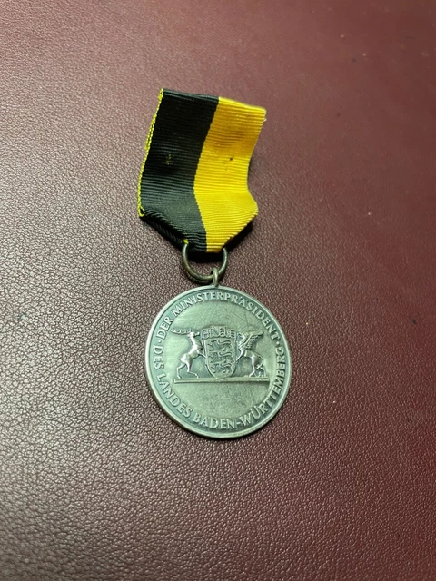 BADEN WÜRTTEMBERG medaglia per lavoro fedele argento 800 EUR 9,49