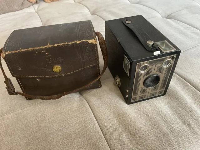 Kodak Six-20 Brownie Junior Boxkamera 6x9 Rollfilmkamera Art Deco