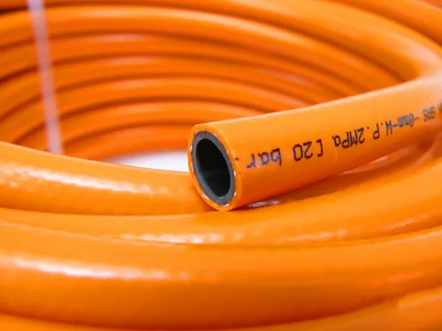 Propane Butane LPG Gas hose pipe for Camping Caravan BBQ - High pressure - 8 mm