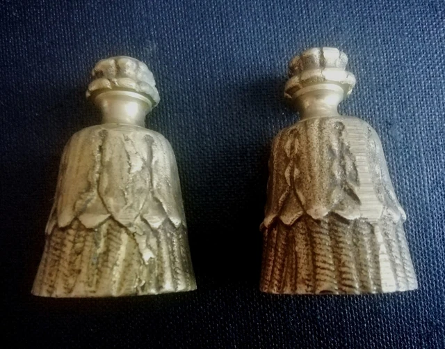 Paire D'embouts De Tringle à Rideaux En Bronze - Anciens, Couleur Doré