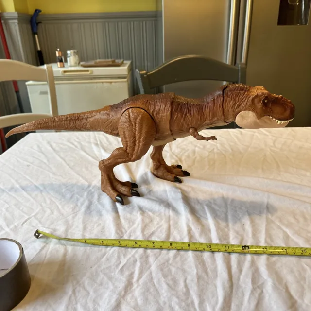 Jurassic World Roarin’ Super Colossal Battle Damage T Rex Tyrannosaurus Works.