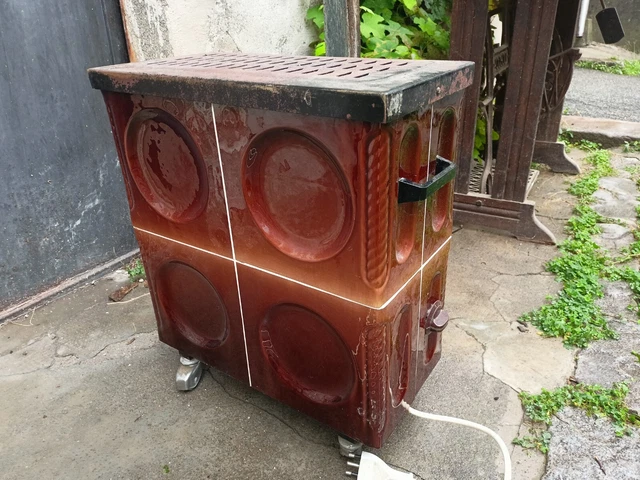 stufa vintage in ceramica ma elettrica