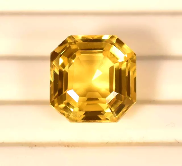 Pierre précieuse certifiée naturelle alexandrite du Brésil de 10,10 ct à...