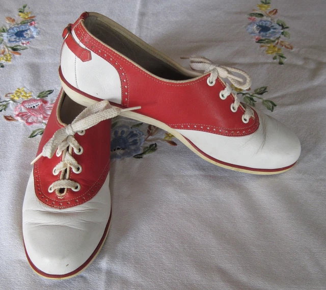 Vintage Lazy Bones Saddle Shoes Red White Buckle Back 1970s Size 7N