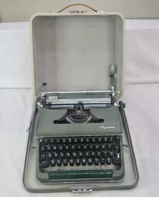 Vintage 1950s Olympia DeLuxe SM4 Typewriter Green West Germany With Case VGC
