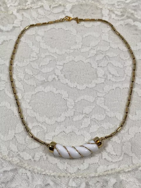 Vintage Monet Gold Tone White Lucite Twisted Swirl Bar Link Choker Necklace 15”