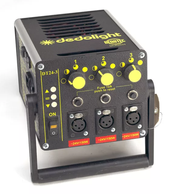 Fuente de alimentación/unidad de control Dedolight DT24-3 con 3 - lámparas DLH4 con accesorios