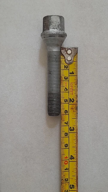 bulloni fiat, alfa, lancia ecc. lungh 60 mm.