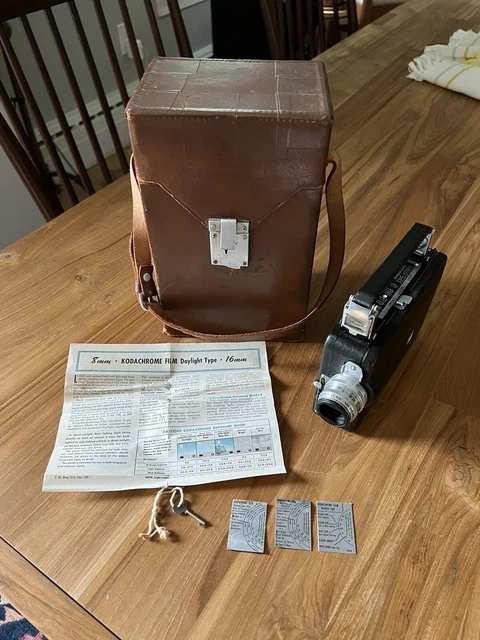 Vintage Magazine Cine Kodak 16mm Video Camera with Brown Case