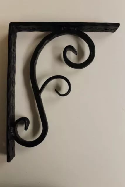 Wrought iron S flare corbel