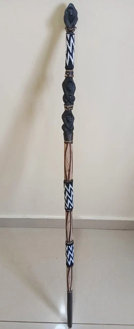 AVR manche de hache 35cm en bois de frêne ciré