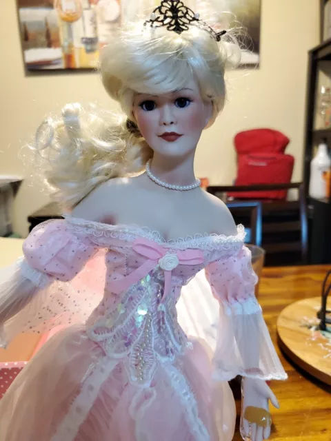 Vintage Paradise Galleries Cinderella Porcelain Doll Patricia Rose