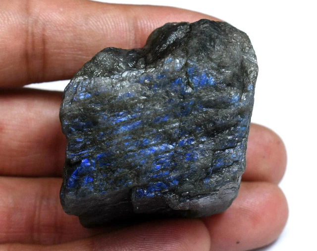 Sphène Naturelle Verte Brute 12,36 Carats - Provenance Madagascar, 18x10x9 Mm, Non Traitée