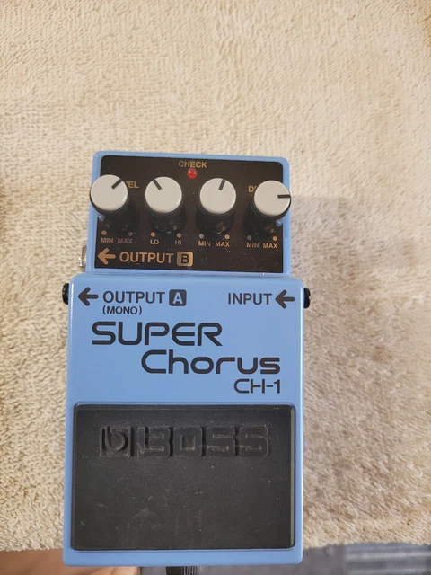Boss CH-1 super chorus. Pedal effects guitar Nice !