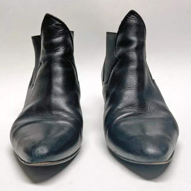 Acne Studios Alma Black Leather Chelsea Ankle Boot EU 39 / US 8 Pointed Toe 2