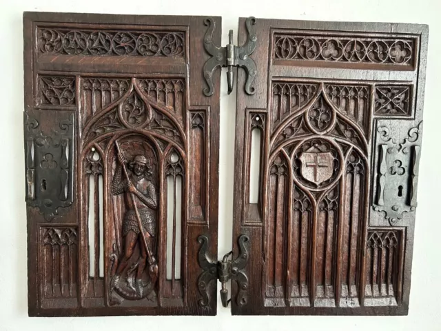 REALLY AMAZING ANTIQUE Gothic oak panel doors 18th century