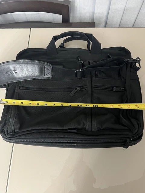Tumi Alpha 2621D3 Large Expandable Organizer Laptop Briefcase Bag Black - READ