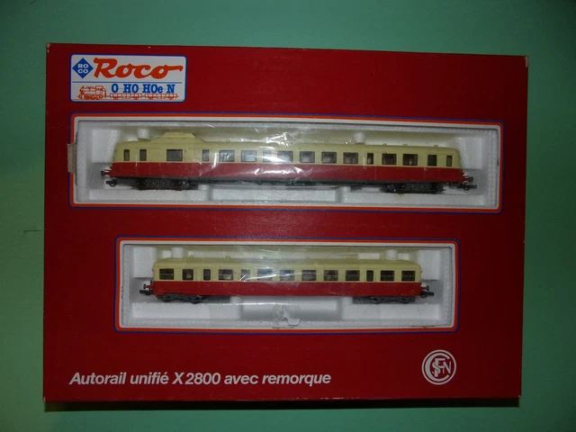 ROCO COFFRET AUTORAIL diesel RGP X2700 + remorque éclairée 43038 NEUF