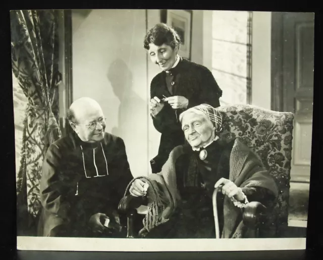 Photograph c1930 of Marthe Mellot born in Cosne-Cours-sur-Loire actress film