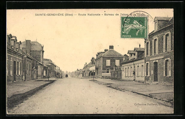 CPA Sainte-Geneviève, Route Nationale, Le Bureau de Tabac et la Poste