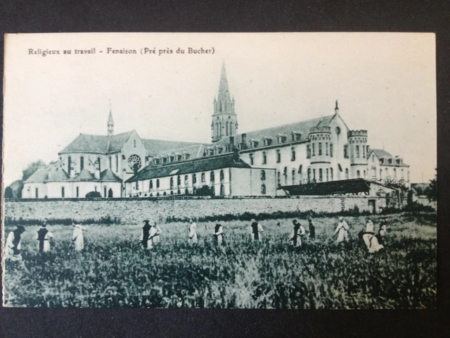 SOLIGNY la TRAPPE Orne ABBAYE RELIGIEUX au TRAVAIL FENAISON Pré près du BUCHER